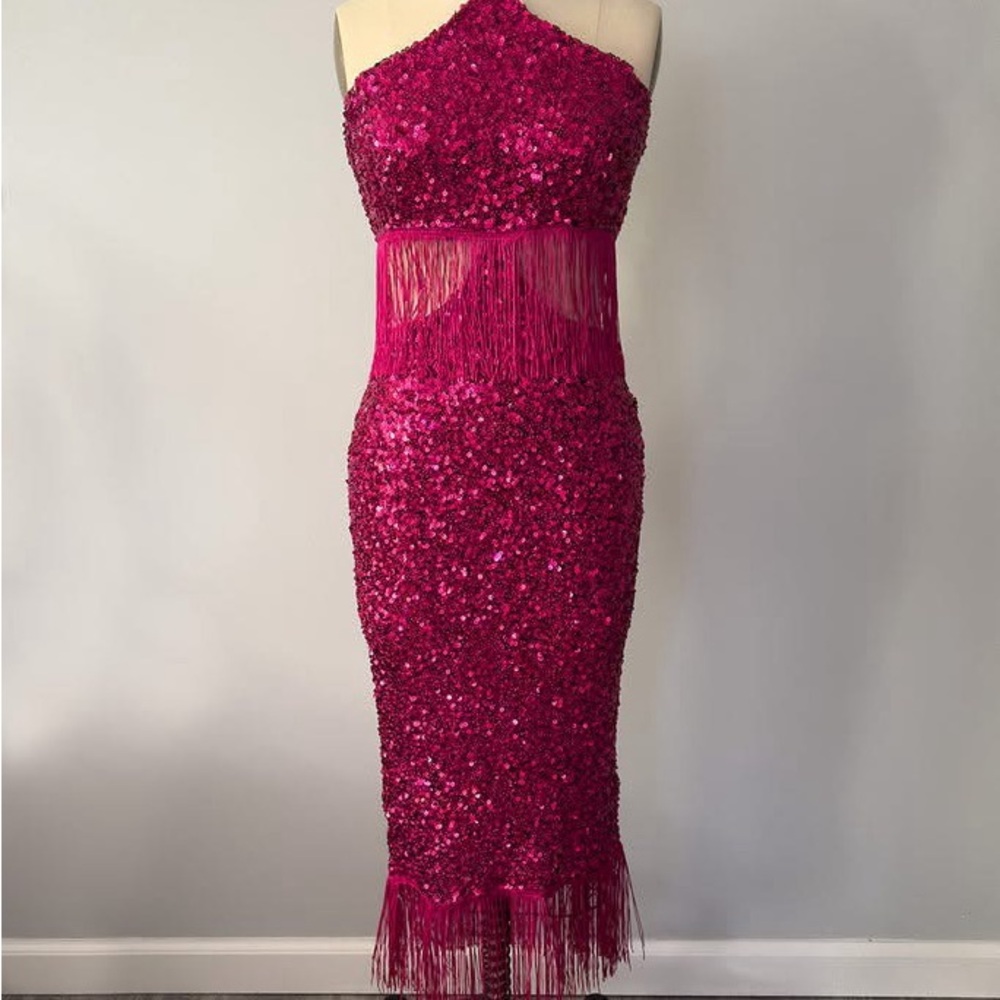 “Go Go” sequins dress